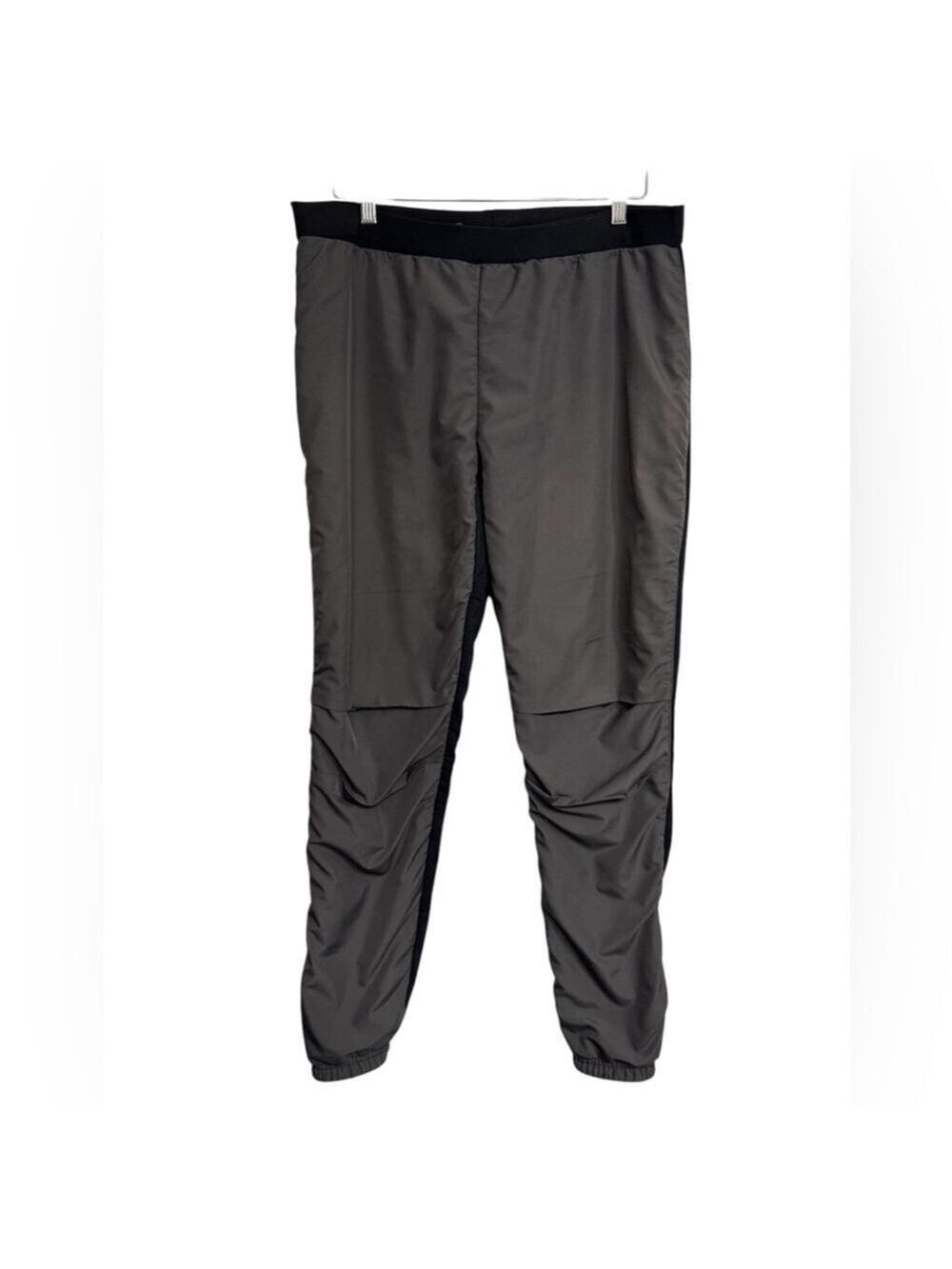 MEC Lined Black and Grey Pants W/Zipper Reflective Bottoms Size Large